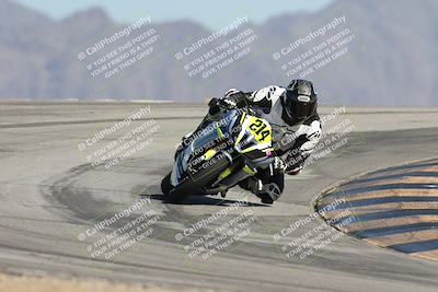 media/Oct-04-2025-CVMA (Sat) [[408bcdd6e4]]/Race 10-Amateur Supersport Middleweight/